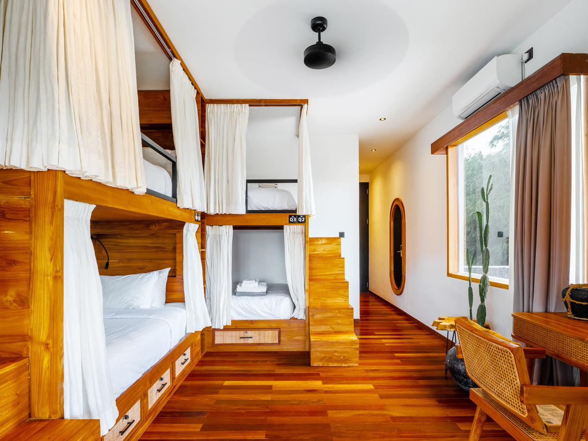Shared Quad Suite at Oasis — view 1 of 6