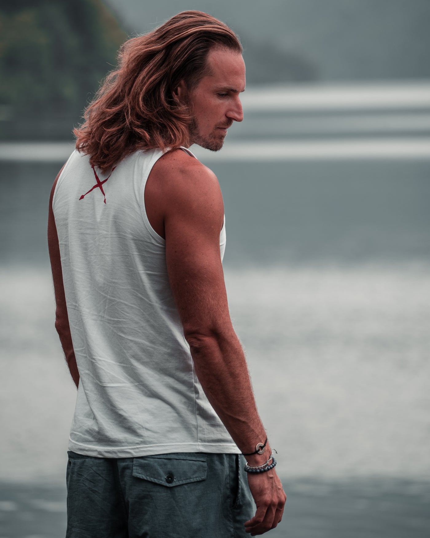 Logo Tank- White